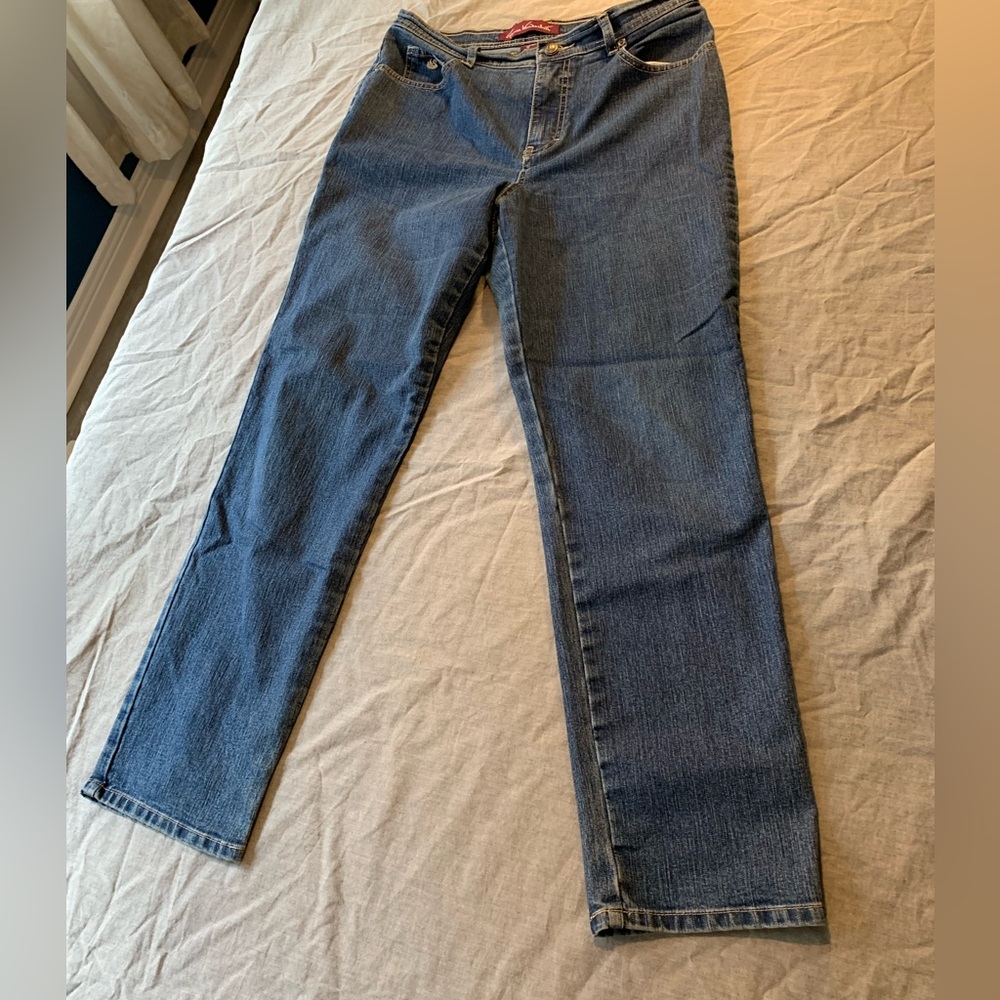 Gloria Vanderbilt Women's Straight-Leg Denim Jeans